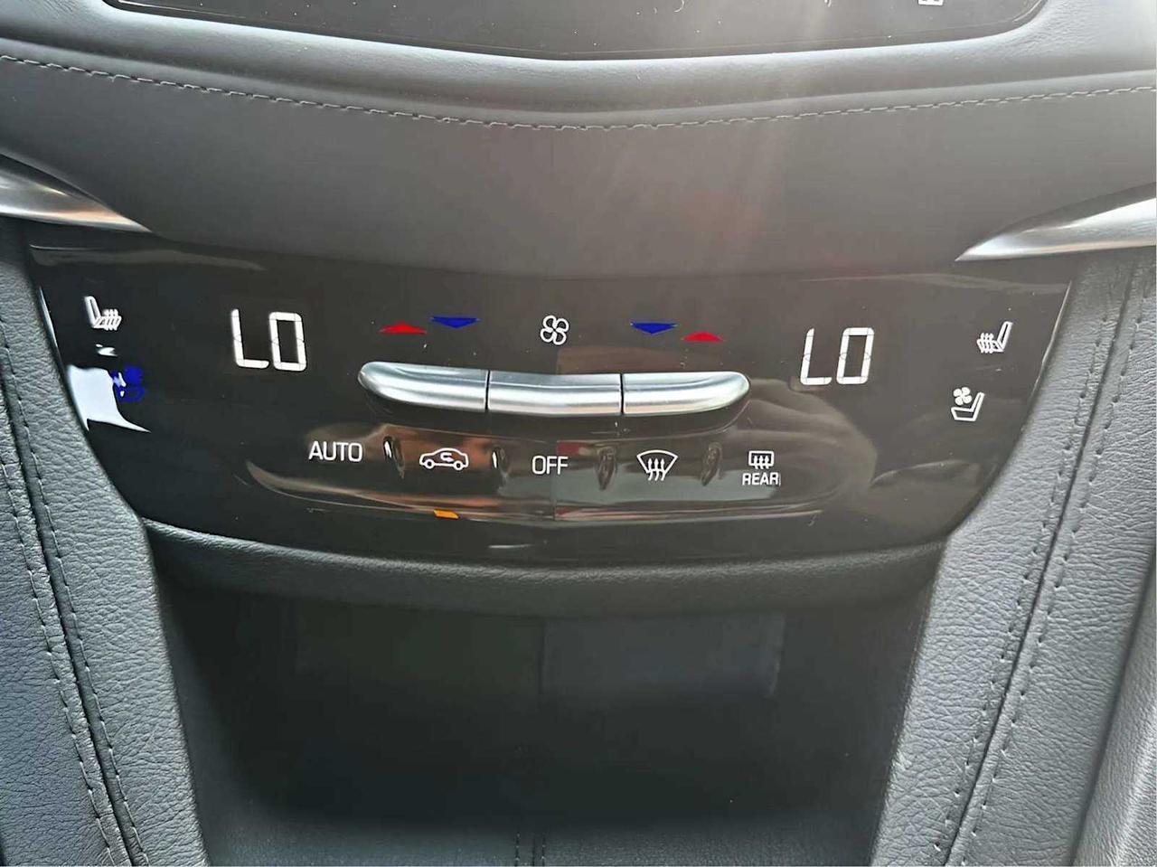 2024 Cadillac XT5 AWD Premium Luxury Woburn MA