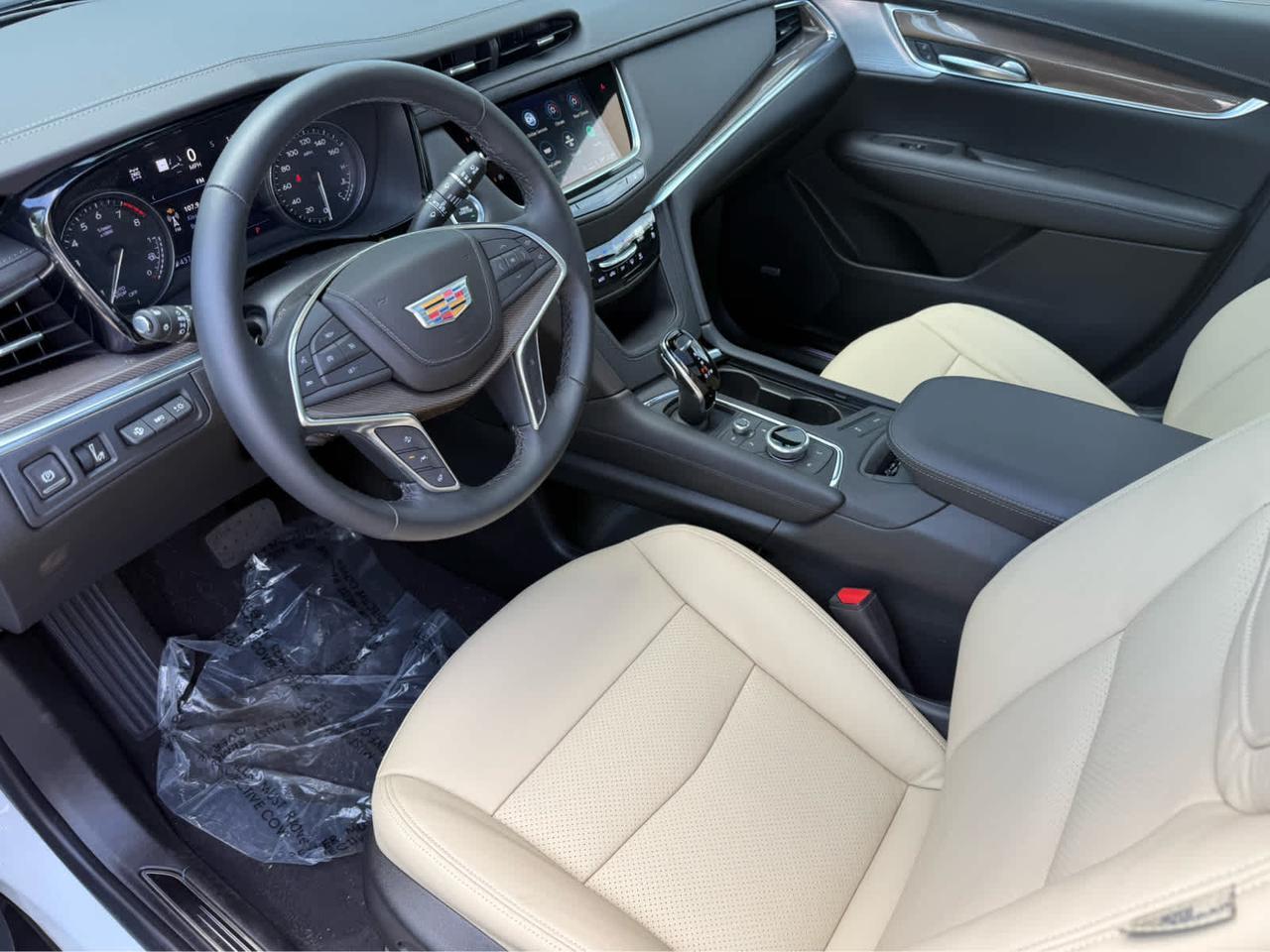 2024 Cadillac XT5 AWD Premium Luxury Woburn MA