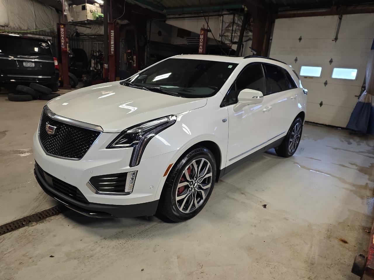 2024 Cadillac XT5 AWD Sport