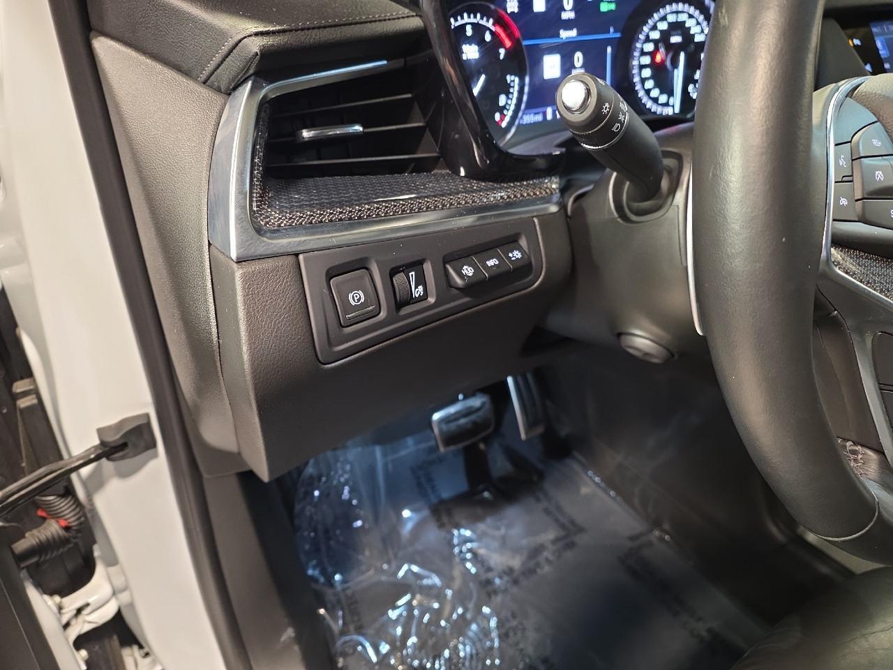 2024 Cadillac XT5 AWD Sport Sand Lake NY