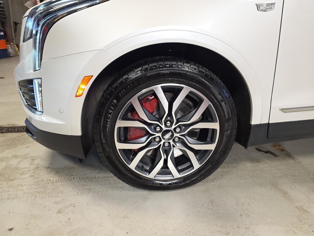 2024 Cadillac XT5 AWD Sport Sand Lake NY