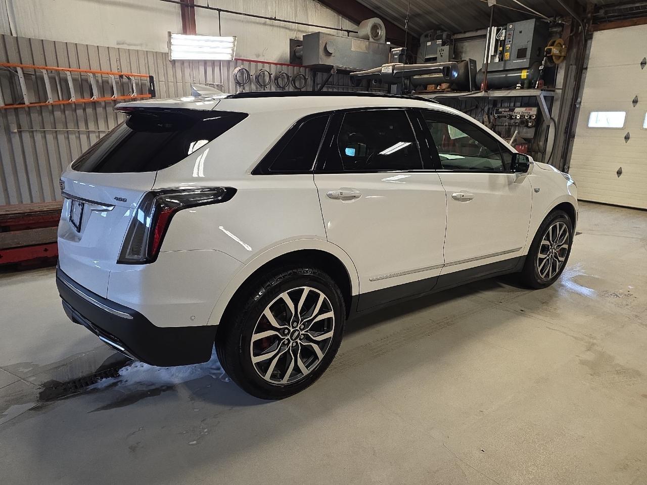 2024 Cadillac XT5 AWD Sport Sand Lake NY