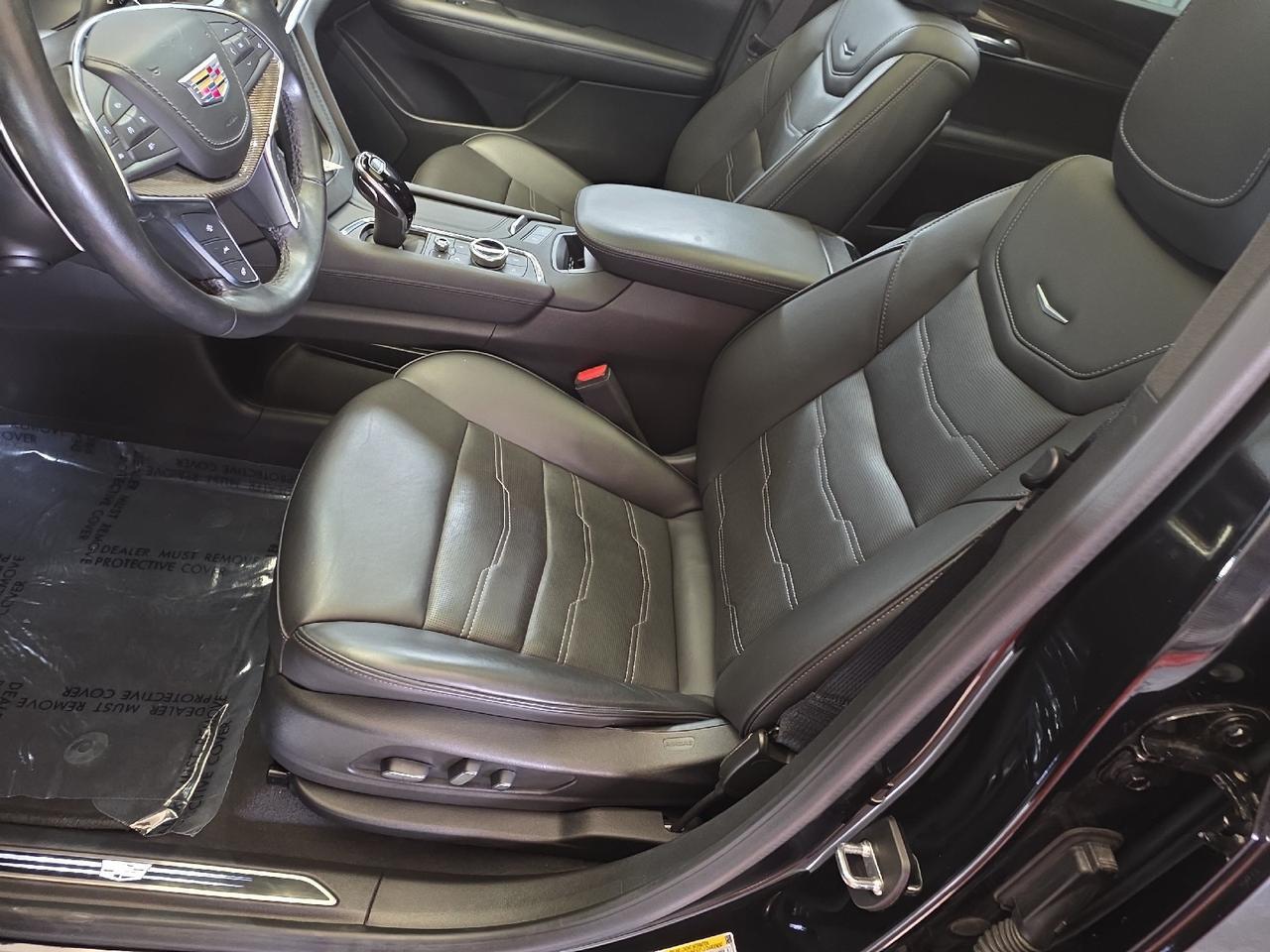 2024 Cadillac XT5 AWD Sport Sand Lake NY