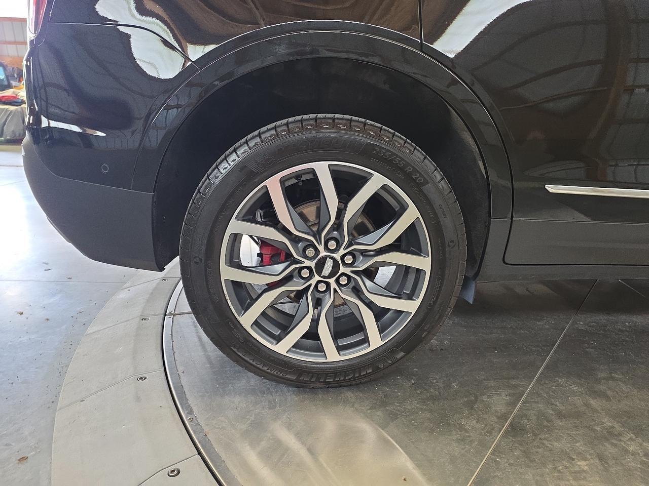 2024 Cadillac XT5 AWD Sport Sand Lake NY