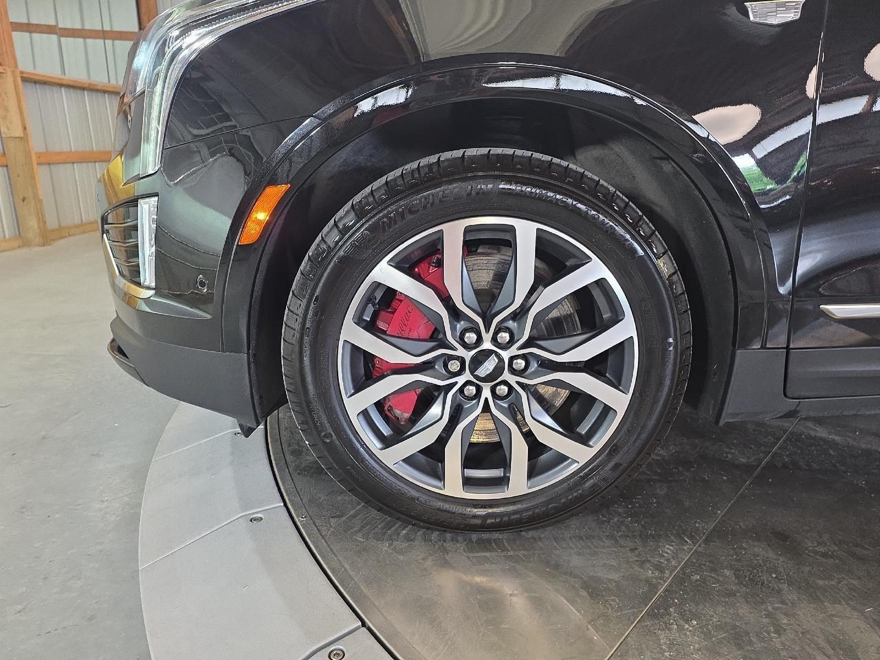 2024 Cadillac XT5 AWD Sport Sand Lake NY