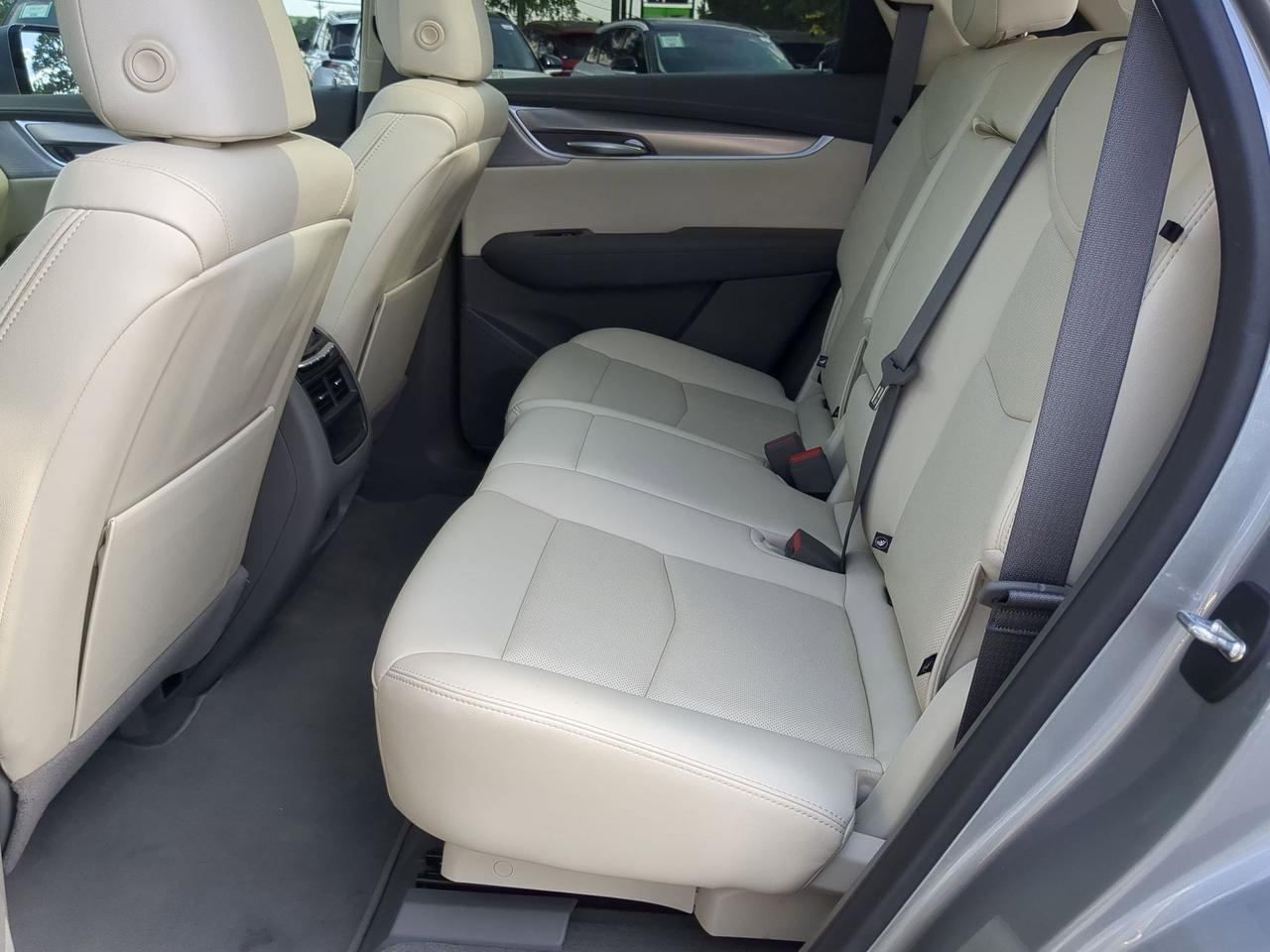 2024 Cadillac XT5 FWD Premium Luxury