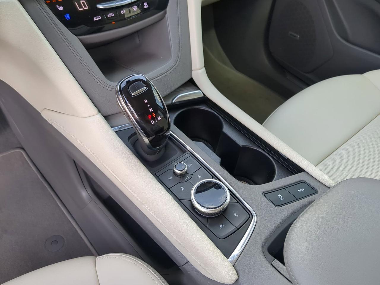 2024 Cadillac XT5 FWD Premium Luxury