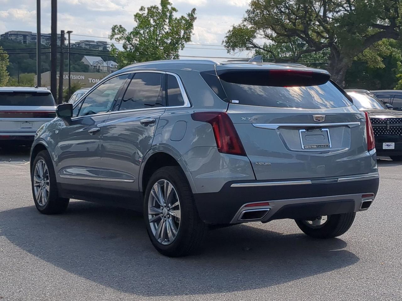 2024 Cadillac XT5 FWD Premium Luxury