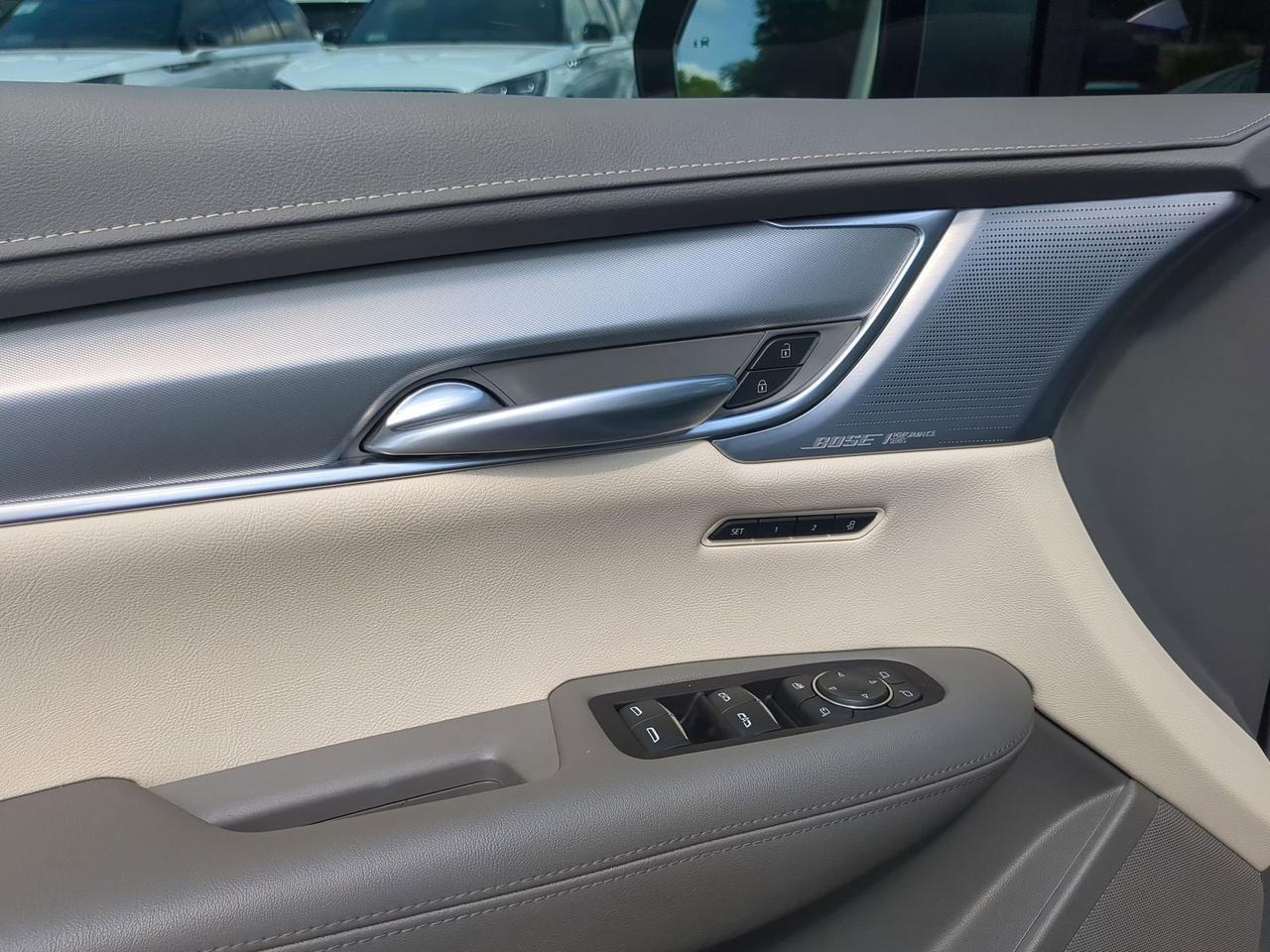 2024 Cadillac XT5 FWD Premium Luxury