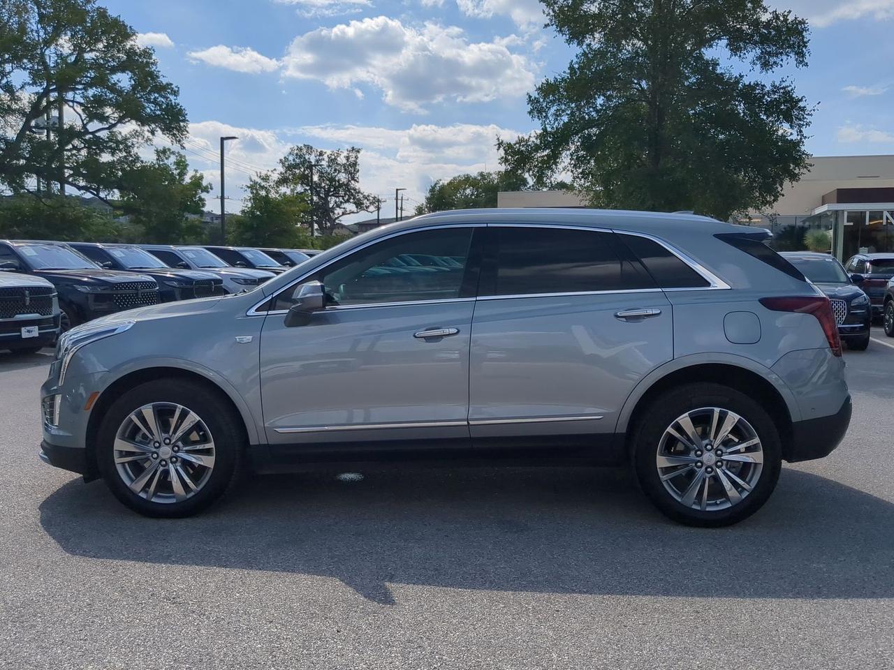 2024 Cadillac XT5 FWD Premium Luxury