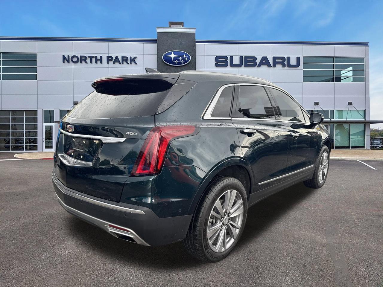 2024 Cadillac XT5 FWD Premium Luxury