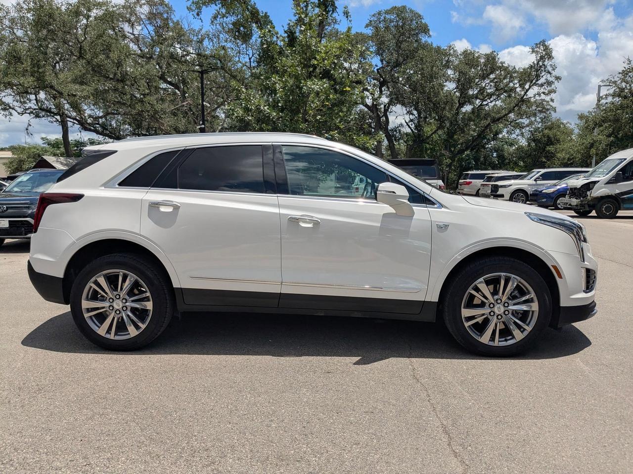 2024 Cadillac XT5 FWD Premium Luxury