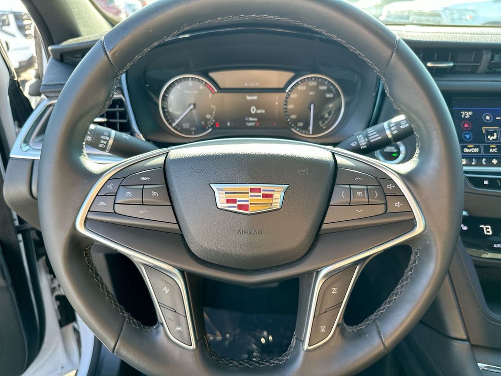 2024 Cadillac XT5 Luxury