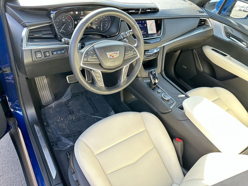 2024 Cadillac XT5 Sport