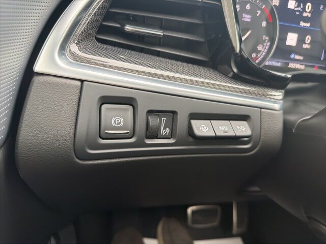 2024 Cadillac XT5 Sport Watertown SD