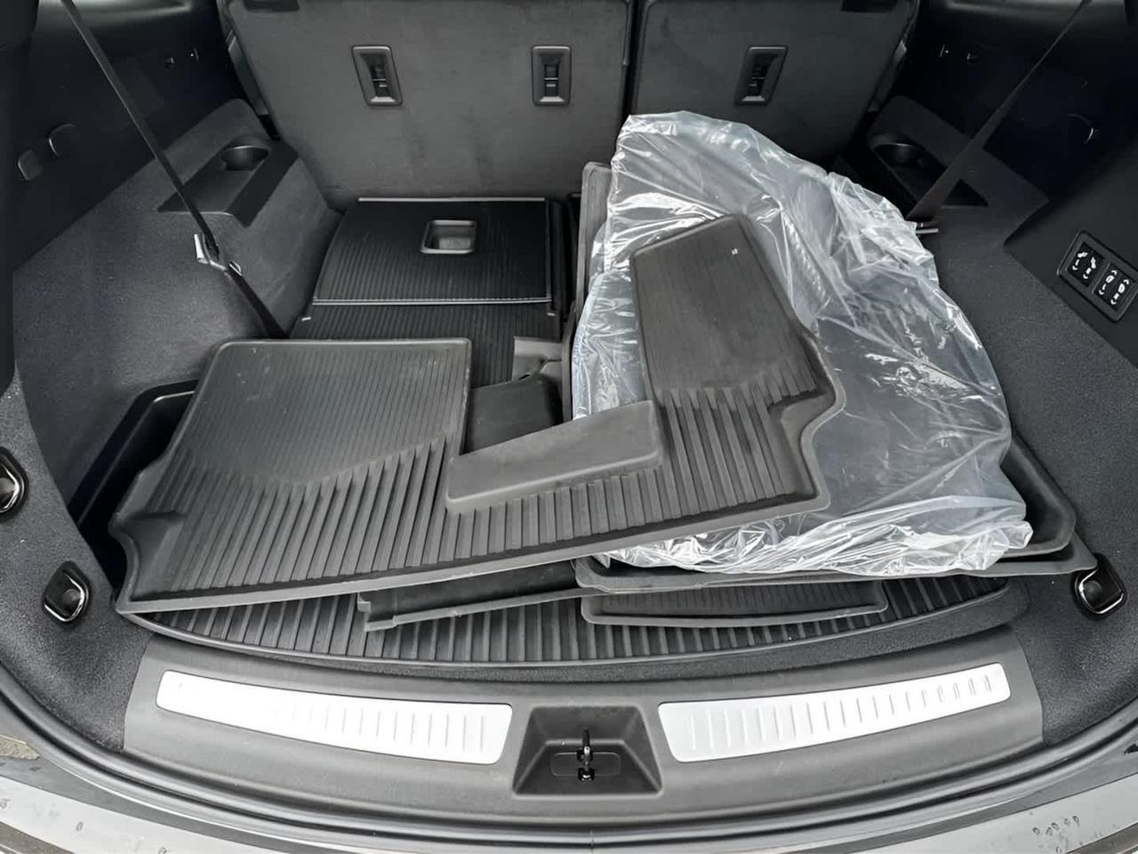 2024 Cadillac XT6 AWD Premium Luxury Woburn MA