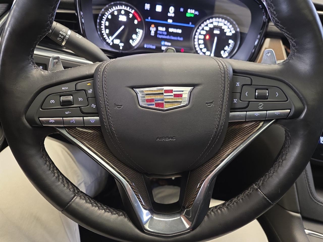 2024 Cadillac XT6 AWD Sport Sand Lake NY