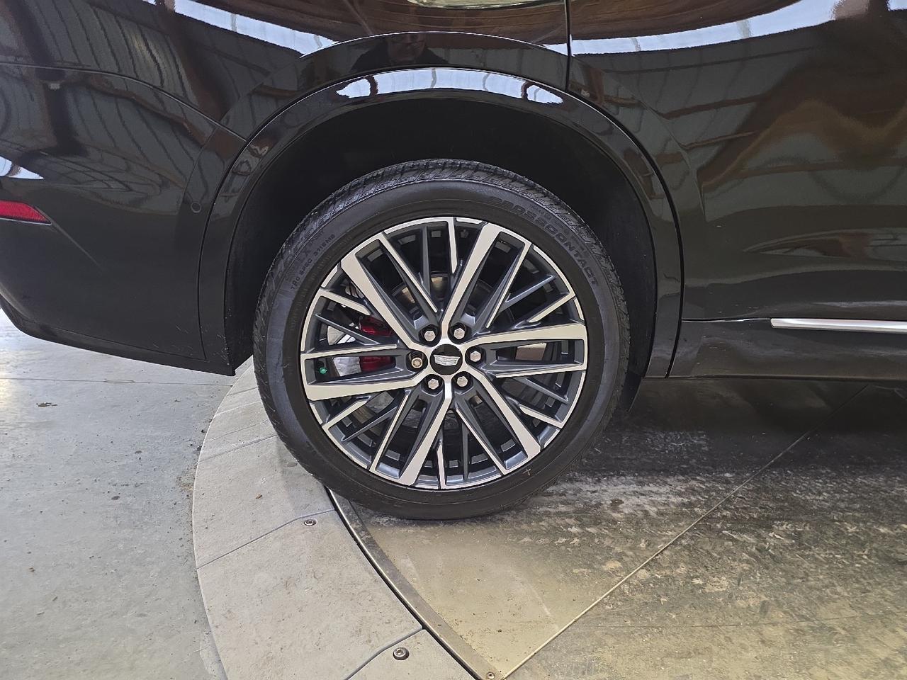 2024 Cadillac XT6 AWD Sport Sand Lake NY