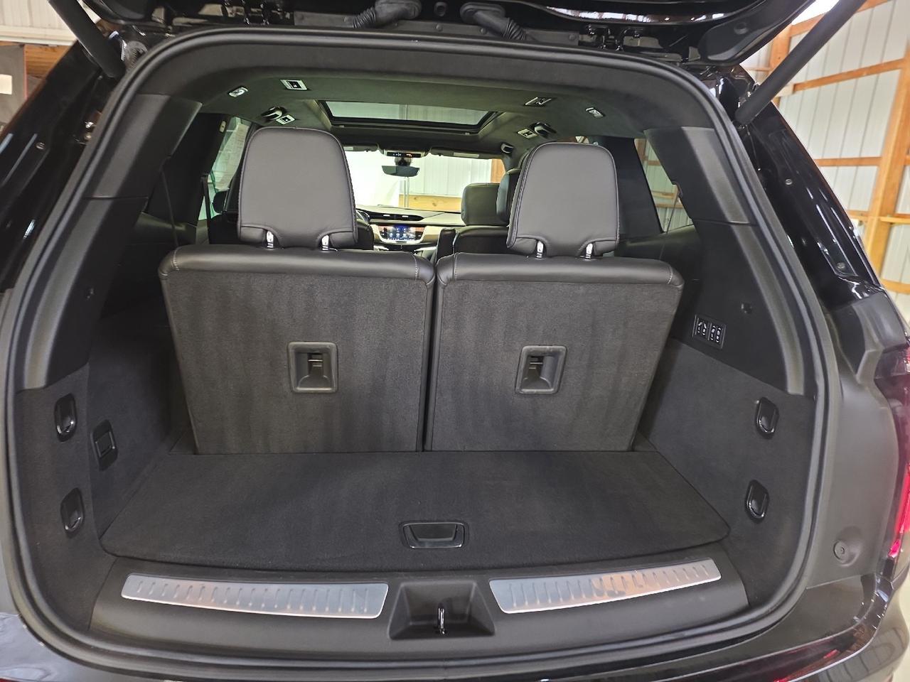 2024 Cadillac XT6 AWD Sport Sand Lake NY