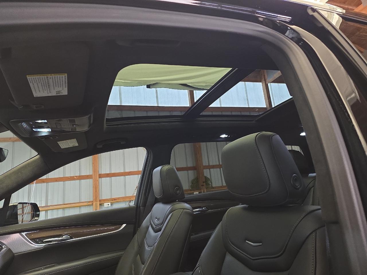 2024 Cadillac XT6 AWD Sport Sand Lake NY