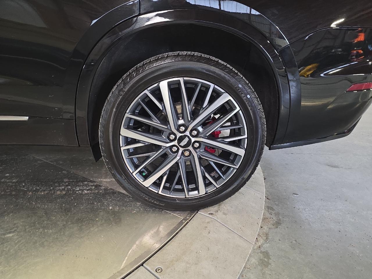 2024 Cadillac XT6 AWD Sport Sand Lake NY