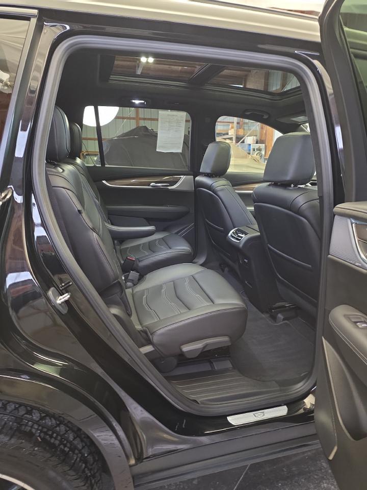 2024 Cadillac XT6 AWD Sport Sand Lake NY