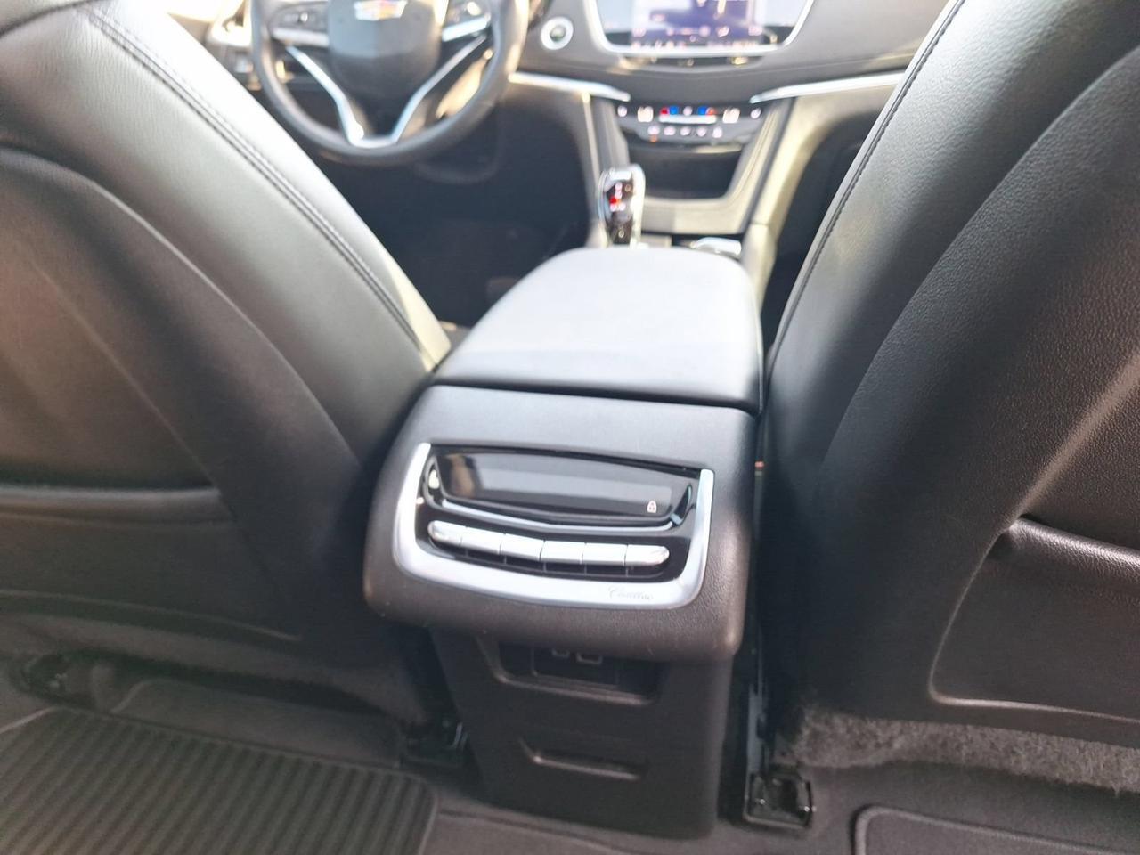 2024 Cadillac XT6 FWD Luxury Hurst TX