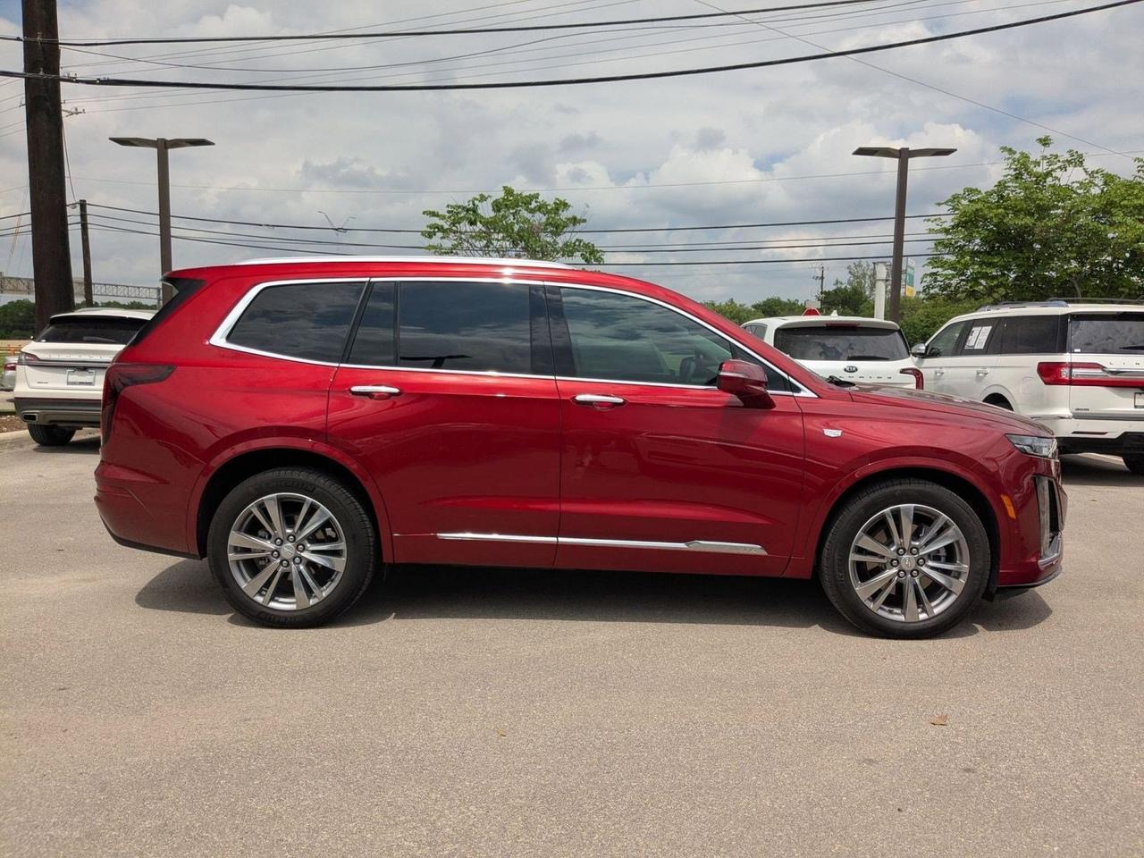 2024 Cadillac XT6 FWD Premium Luxury
