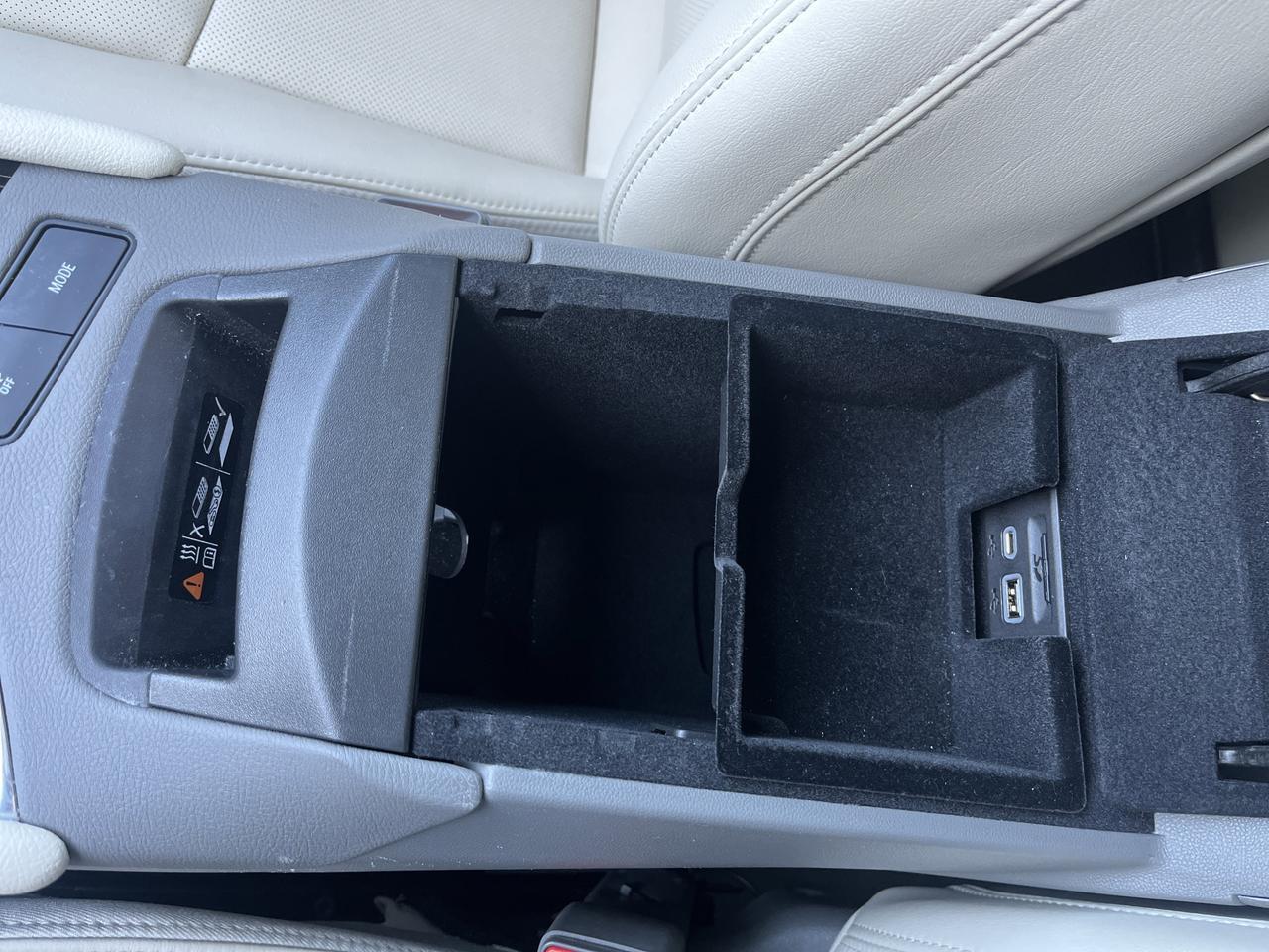 2024 Cadillac XT6 Premium Luxury 6-Pass Technology DrvrAssistPkgs w/AdptvCrz Sunroof Nav HD-SrrndVsn Saukville WI