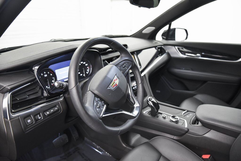 2024 Cadillac XT6 Premium Luxury AKRON OH