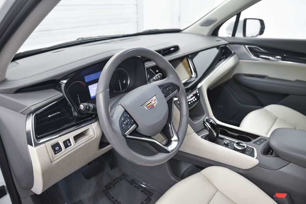 2024 Cadillac XT6 Premium Luxury AKRON OH