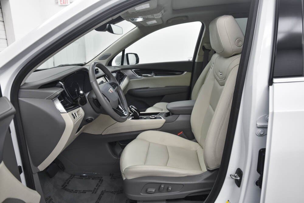2024 Cadillac XT6 Premium Luxury AKRON OH