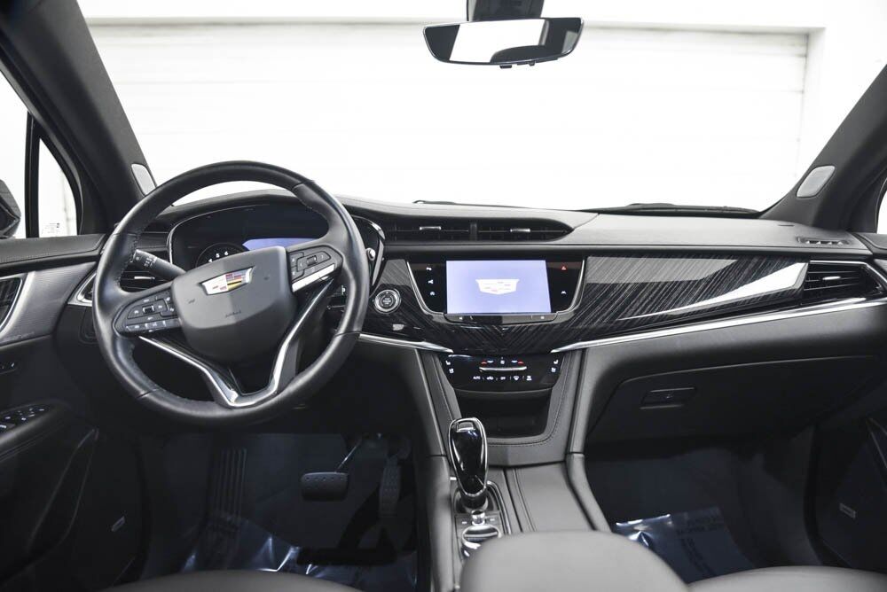 2024 Cadillac XT6 Premium Luxury AKRON OH