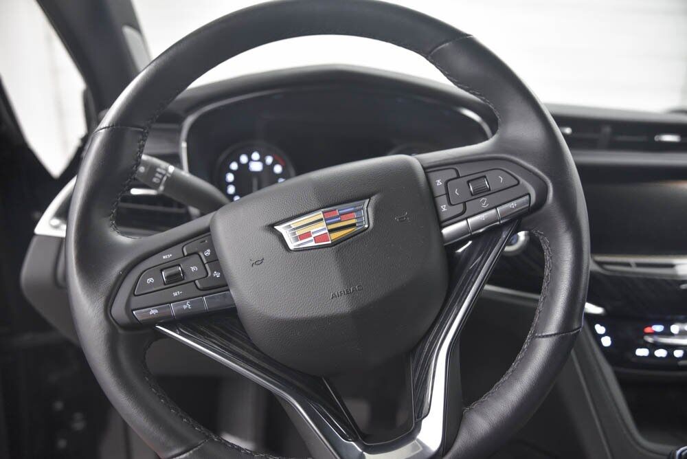2024 Cadillac XT6 Premium Luxury AKRON OH