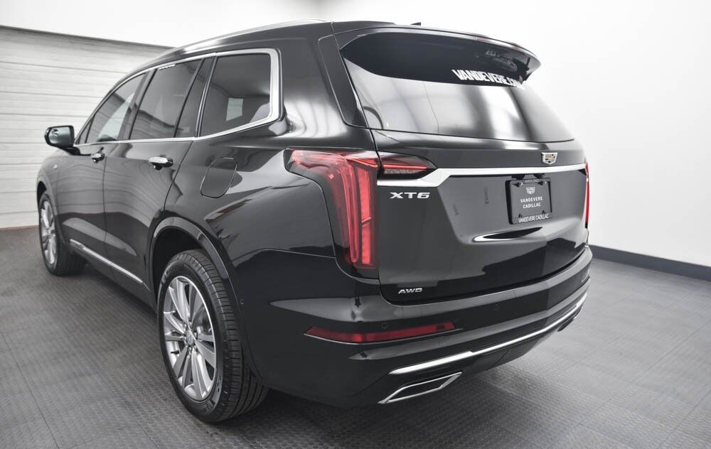 2024 Cadillac XT6 Premium Luxury AKRON OH