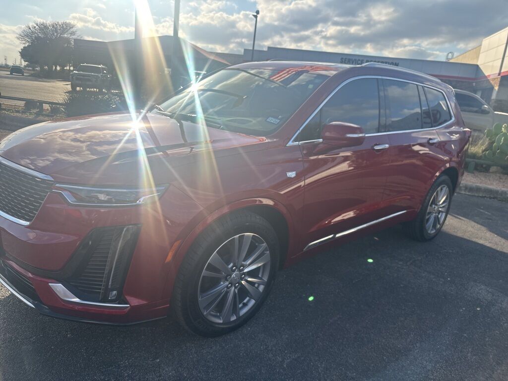 2024 Cadillac XT6