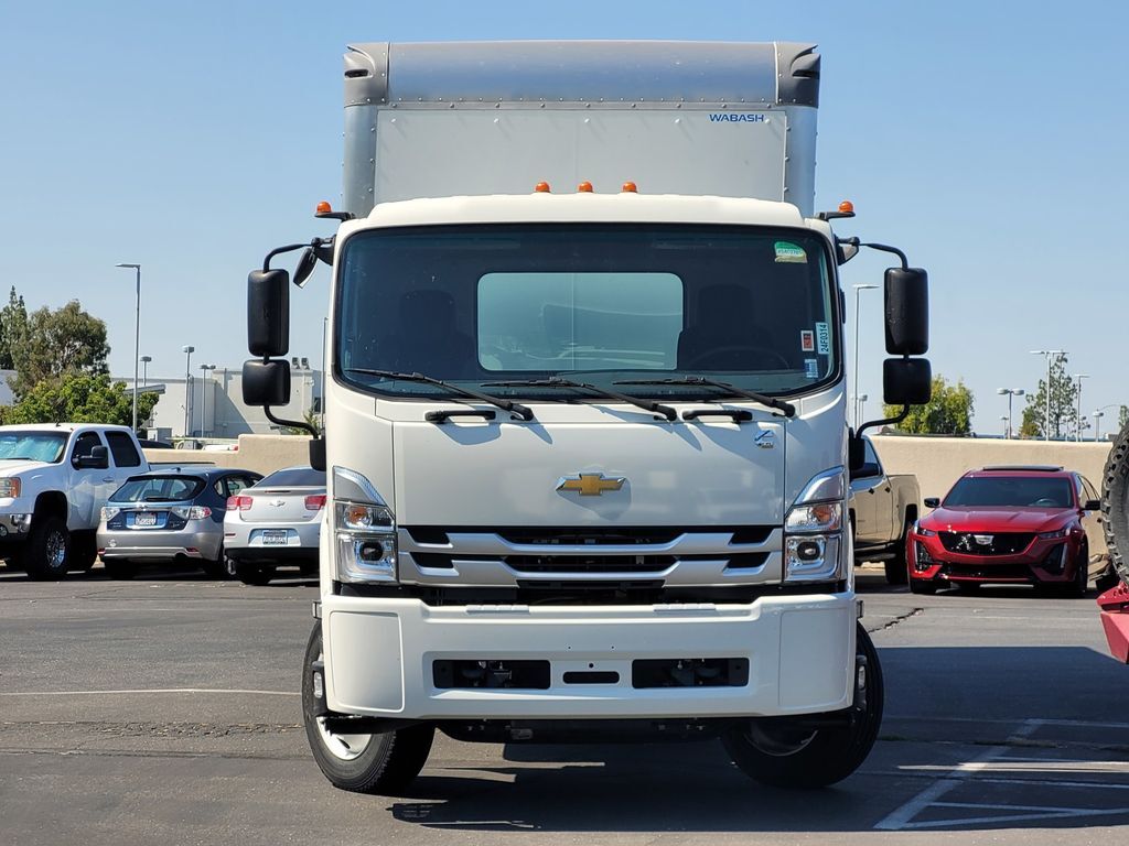 2024 Chevrolet 6500 XD LCF Diesel Wabash 20' Dry Freight, 1 1/8" Hardwood Forklift R