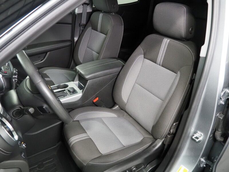 2024 Chevrolet Blazer 2LT *MIDNIGHT/SPORT PKG, CONVENIENCE PKG, DRIVER CONFIDENCE PKG, ADAPTIVE CRUISE, SAFETY ALERTS, BACKUP-CAMERA, COLOR TOUCHSCREEN, HEATED SEATS, POWER LIFTGATE, WIRELESS CHARGING, ANDROID & APPLE Round Rock TX