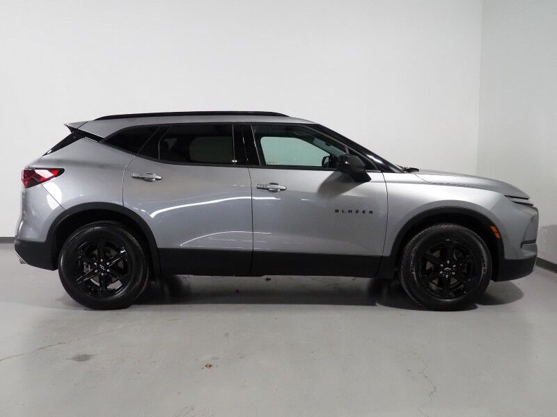 2024 Chevrolet Blazer 2LT *MIDNIGHT/SPORT PKG, CONVENIENCE PKG, DRIVER CONFIDENCE PKG, ADAPTIVE CRUISE, SAFETY ALERTS, BACKUP-CAMERA, COLOR TOUCHSCREEN, HEATED SEATS, POWER LIFTGATE, WIRELESS CHARGING, ANDROID & APPLE Round Rock TX