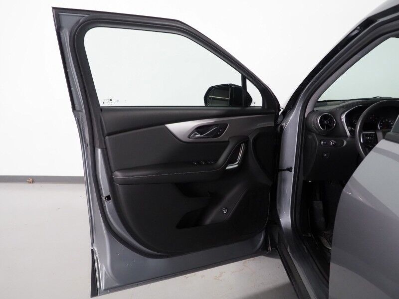 2024 Chevrolet Blazer 2LT *MIDNIGHT/SPORT PKG, CONVENIENCE PKG, DRIVER CONFIDENCE PKG, ADAPTIVE CRUISE, SAFETY ALERTS, BACKUP-CAMERA, COLOR TOUCHSCREEN, HEATED SEATS, POWER LIFTGATE, WIRELESS CHARGING, ANDROID & APPLE Round Rock TX