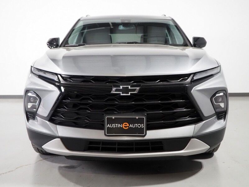 2024 Chevrolet Blazer 2LT *MIDNIGHT/SPORT PKG, CONVENIENCE PKG, DRIVER CONFIDENCE PKG, ADAPTIVE CRUISE, SAFETY ALERTS, BACKUP-CAMERA, COLOR TOUCHSCREEN, HEATED SEATS, POWER LIFTGATE, WIRELESS CHARGING, ANDROID & APPLE Round Rock TX