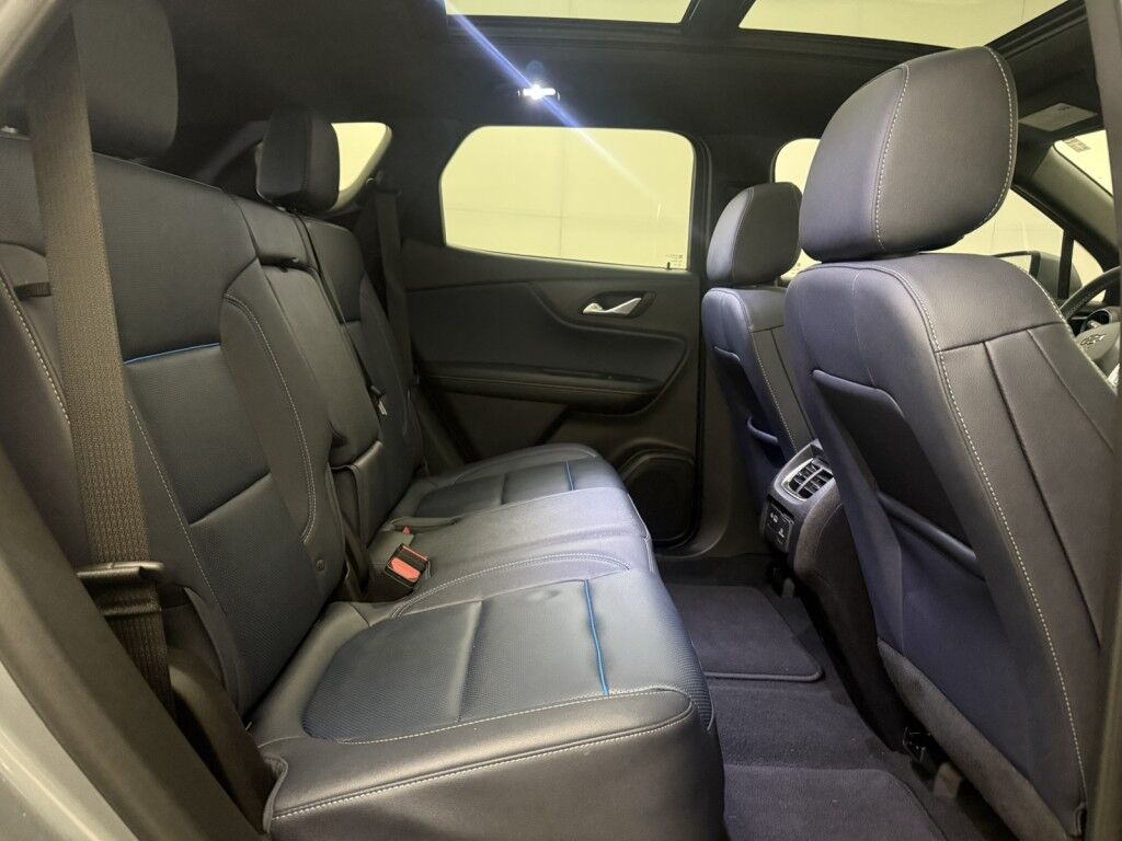 2024 Chevrolet Blazer AWD 4dr RS w/ Panoramic Sunroof Maumee OH