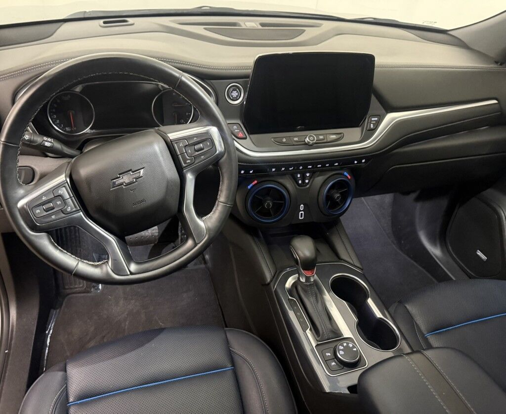 2024 Chevrolet Blazer AWD 4dr RS w/ Panoramic Sunroof Maumee OH