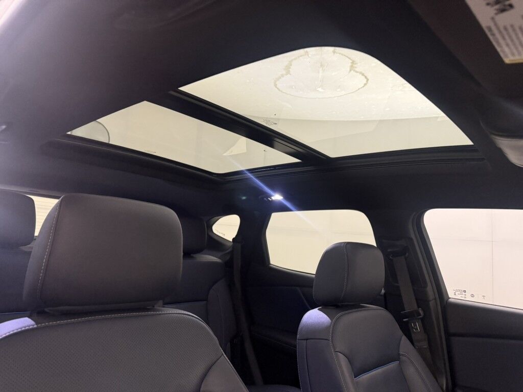 2024 Chevrolet Blazer AWD 4dr RS w/ Panoramic Sunroof Maumee OH