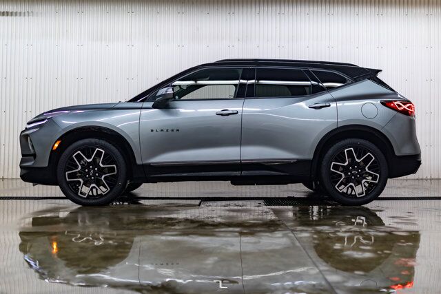 2024 Chevrolet Blazer AWD RS Leather Roof Nav BCam Red Deer AB