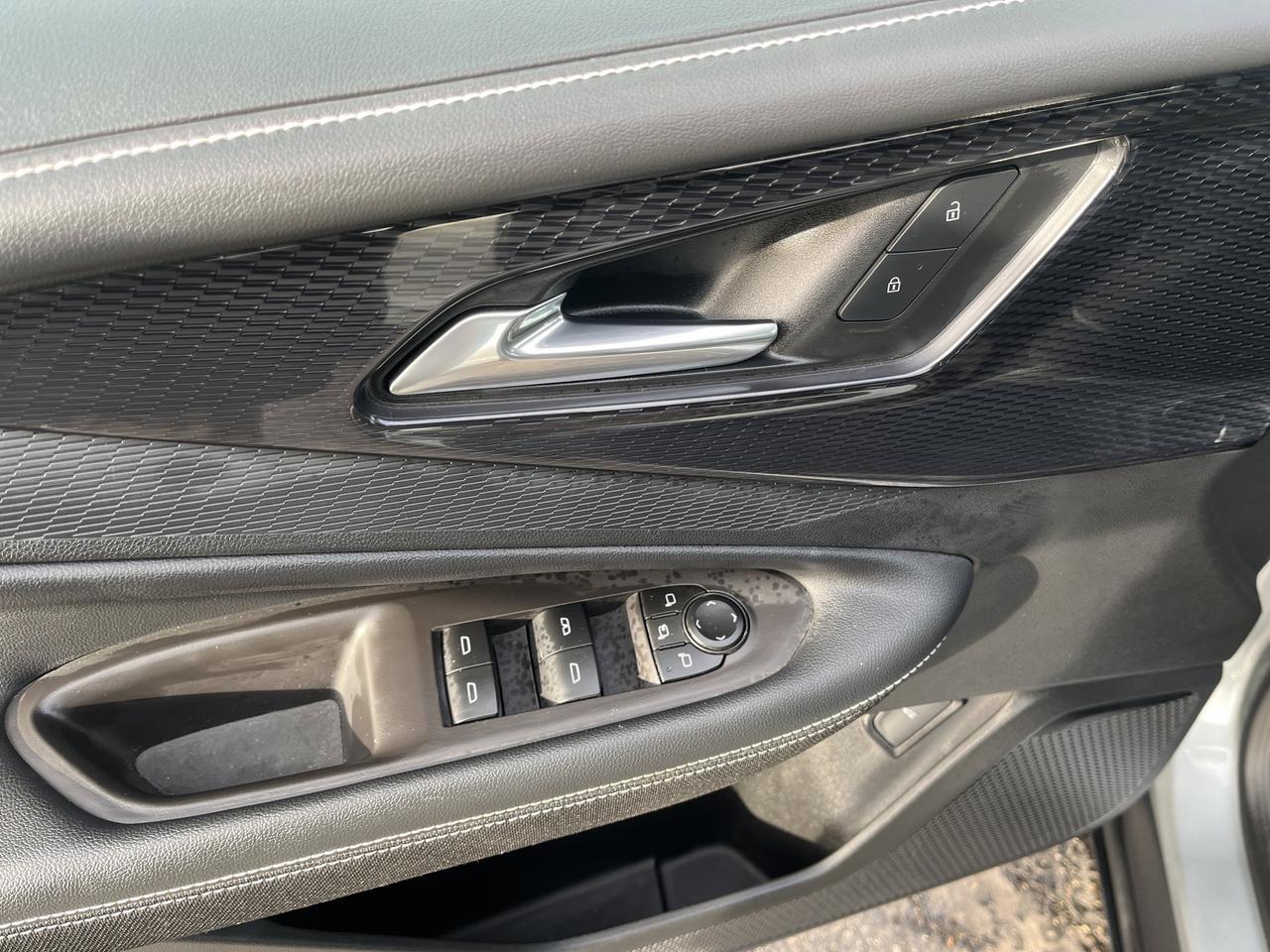 2024 Chevrolet Blazer EV LT eAWD Cmft&Conv Conv&DrvrConfPkgs w/Sunroof AdptvCrz HtdEvotex HtdStrngWhl 8-WayPwrDrvrSeat Saukville WI