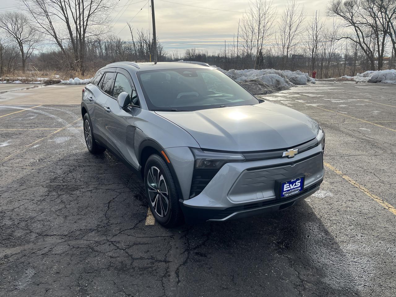 2024 Chevrolet Blazer EV LT eAWD Cmft&Conv Conv&DrvrConfPkgs w/Sunroof AdptvCrz HtdEvotex HtdStrngWhl 8-WayPwrDrvrSeat Saukville WI