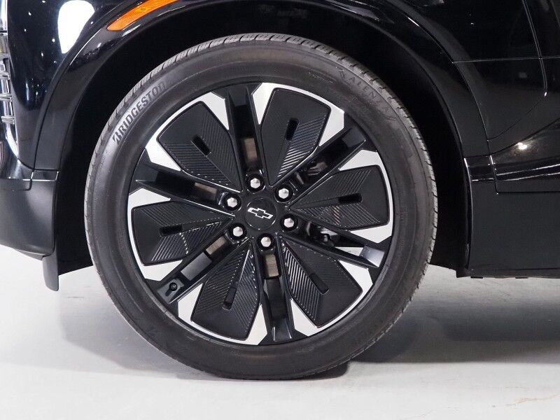 2024 Chevrolet Blazer EV RS RWD *PANO MOONROOF, HEADS-UP DISPLAY, NAVIGATION, ADAPTIVE CRUISE, SAFETY ALERTS, 360 CAMERAS, 17.7 INCH TOUCHSCREEN, CLIMATE SEATS, HEATED STEERING, REMOTE START, WIRELESS CHARGING, BOSE AUDIO Round Rock TX