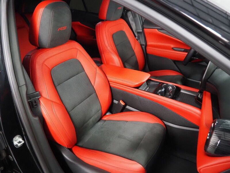 2024 Chevrolet Blazer EV RS RWD *PANO MOONROOF, HEADS-UP DISPLAY, NAVIGATION, ADAPTIVE CRUISE, SAFETY ALERTS, 360 CAMERAS, 17.7 INCH TOUCHSCREEN, CLIMATE SEATS, HEATED STEERING, REMOTE START, WIRELESS CHARGING, BOSE AUDIO