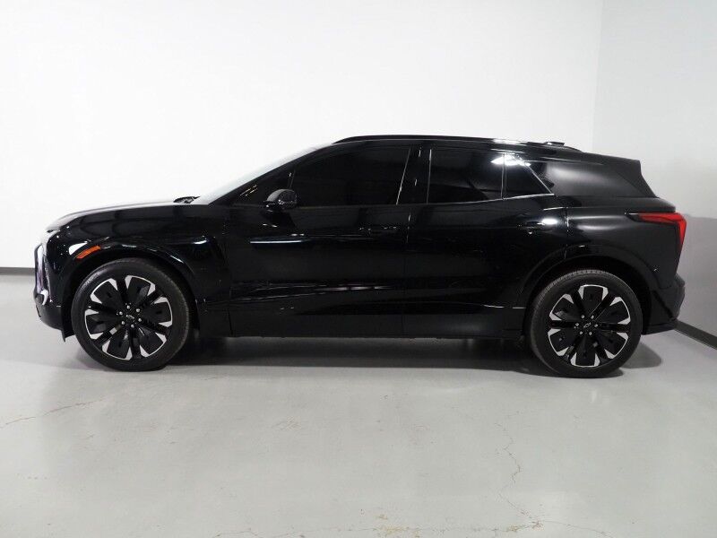 2024 Chevrolet Blazer EV RS RWD *PANO MOONROOF, HEADS-UP DISPLAY, NAVIGATION, ADAPTIVE CRUISE, SAFETY ALERTS, 360 CAMERAS, 17.7 INCH TOUCHSCREEN, CLIMATE SEATS, HEATED STEERING, REMOTE START, WIRELESS CHARGING, BOSE AUDIO Round Rock TX